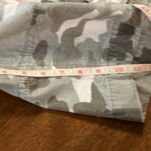 BNWT CAMO CARGO - Picture 6 of 8